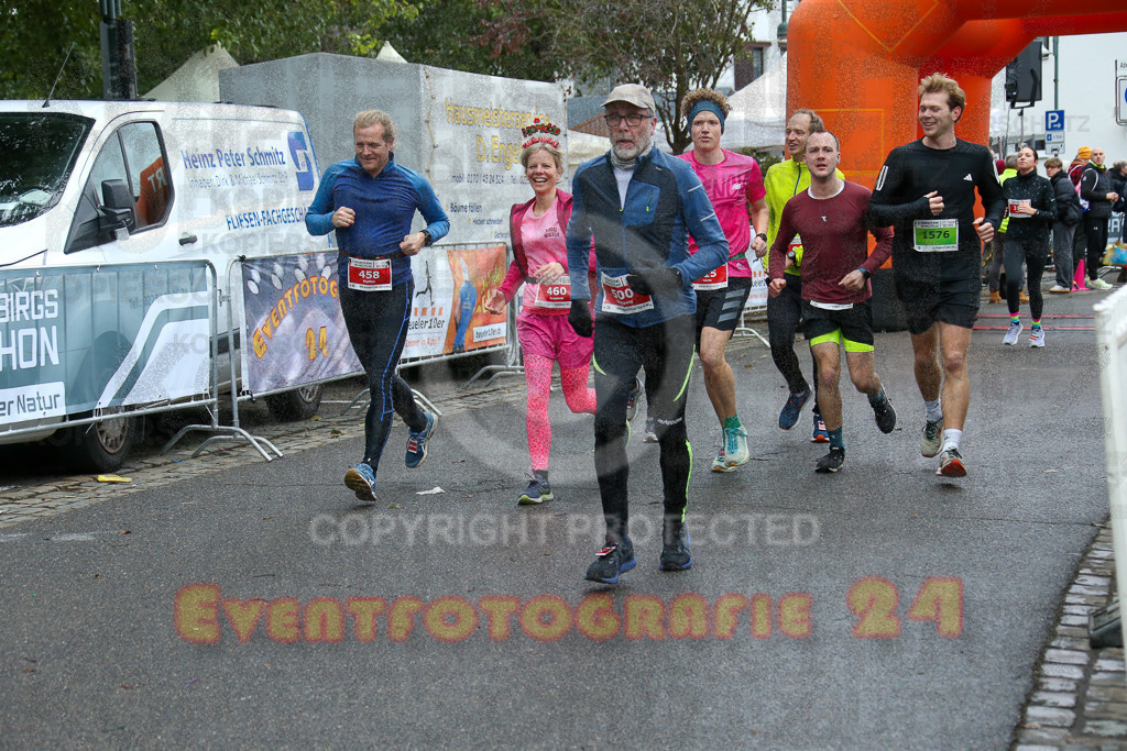 251130_1142_EX1_8398 | Sportfotografie im Rhein-Sieg Kreis, Köln, Bonn, NRW, Rheinland Pfalz, Hessen, etc. Unser Tätigkeitsfeld umfasst den Laufsport vom Volkslauf über den Marathon, Duathlon, Triathon bis zum Ultralauf wie Kölnpfad Ultra oder Schindertrail.