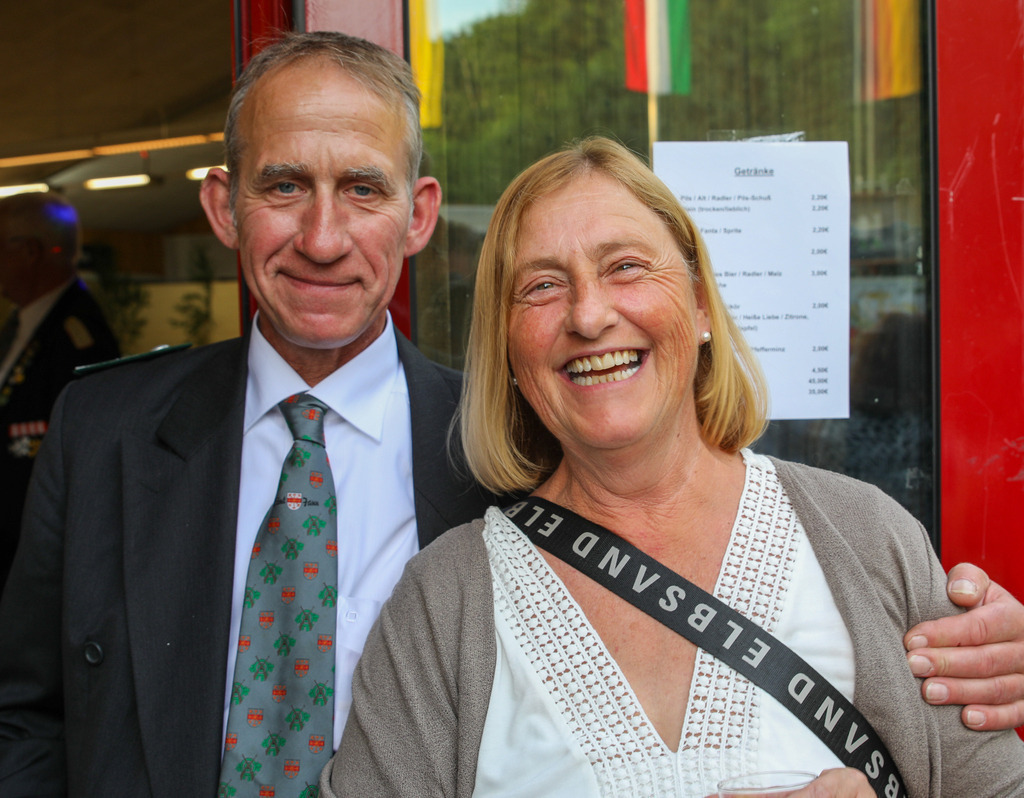 top-top.de-250627-146 | Foto, Video, Fotografie, Videografie, Fotobox, DJ, Discjockey, Musik, Musikbox, Veranstaltung, Photobooth, Amazon, Ebay, Buchtipp, Bestseller, Autor, Verlag, Buch, Wesel, Hamminkeln, NRW, Dinslaken, Rees, Drohne, Hochzeit, Party, Fotobox, Wesel, Fotograf