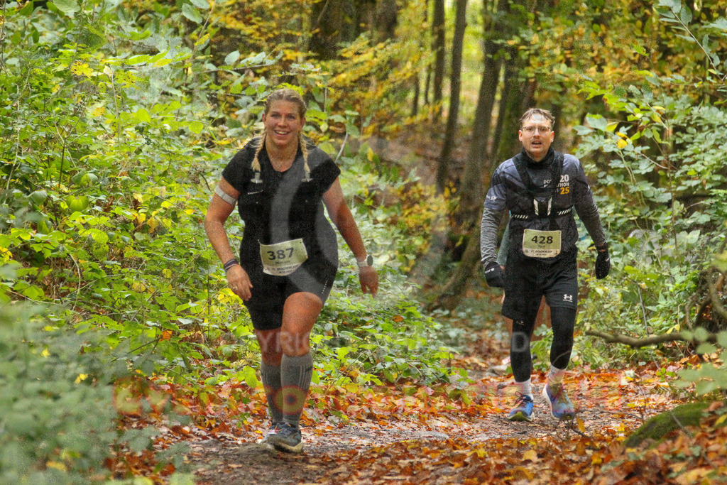 251026_1321_EV4_6832 | Sportfotografie im Rhein-Sieg Kreis, Köln, Bonn, NRW, Rheinland Pfalz, Hessen, etc. Unser Tätigkeitsfeld umfasst den Laufsport vom Volkslauf über den Marathon, Duathlon, Triathon bis zum Ultralauf wie Kölnpfad Ultra oder Schindertrail.