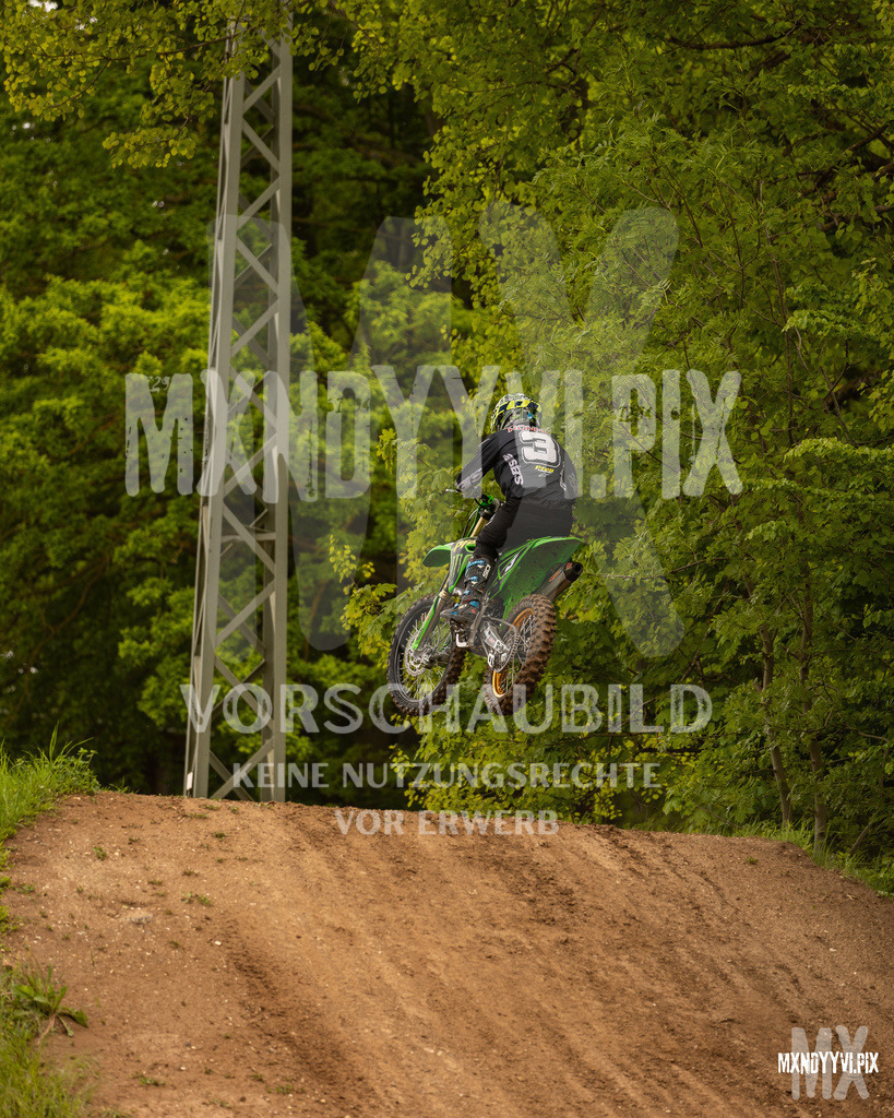 866A5860 | mxndyyvipix