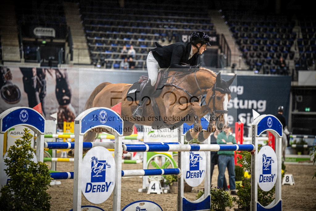 DOS_2523 | Entdecke hochwertige Reitturnierfotos von Foto Oger. Professionell, emotional und authentisch – jetzt Lieblingsmomente im Shop bestellen.Deutschlandweite Turnierfotografie. - Realisiert mit Pictrs.com