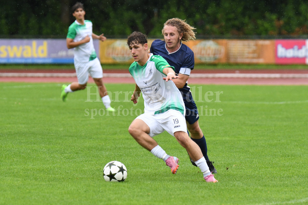 SpVgg GW Deggendorf : FC Obernzell-Erlau | Lukas Semmler (SpVgg GW Deggendorf #19) - Realisiert mit Pictrs.com