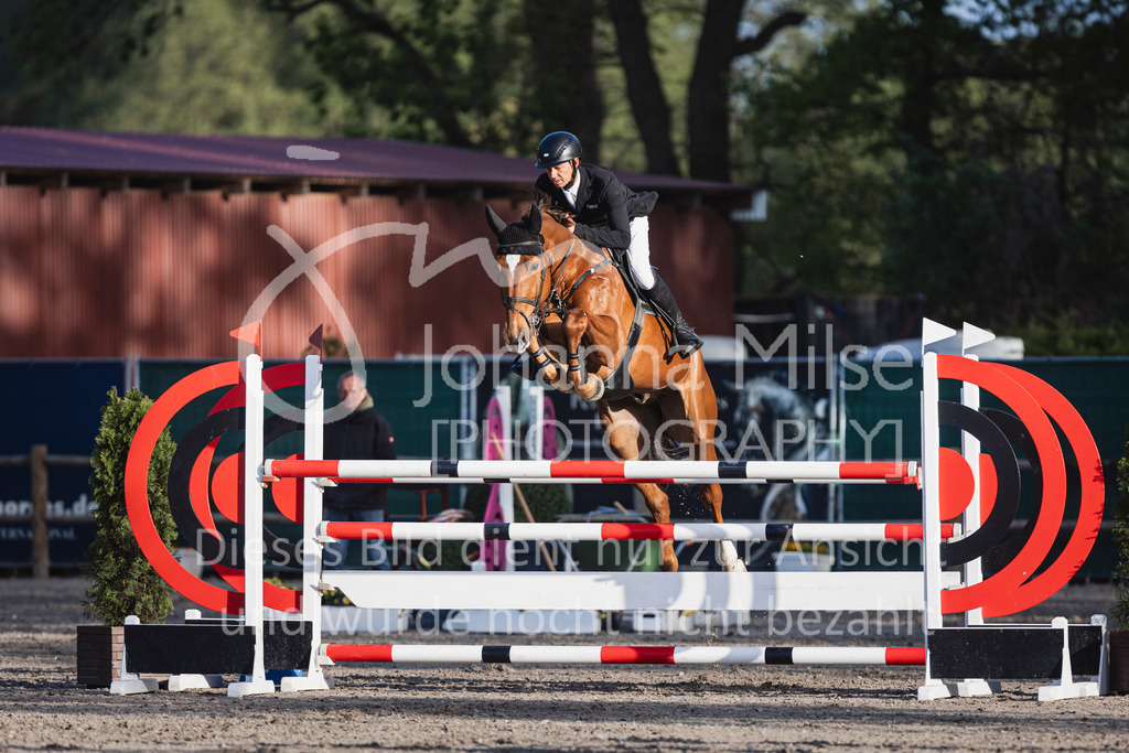 250506_Mühlen_Youngster-M-630 | Deine schönsten Turniermomente als professionelle Fotos! Entdecke hochwertige Pferdesport-Fotografie im Online-Shop. Jetzt Fotos finden & bestellen!