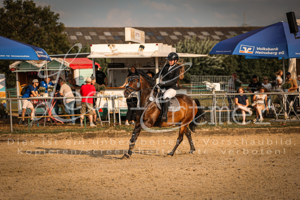 08.FrSpE00151 | Leoni Ertmer Photography - Realisiert mit Pictrs.com