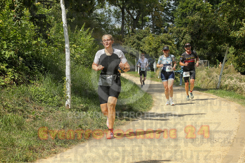 250824_1332_EX1_2724 | Sportfotografie im Rhein-Sieg Kreis, Köln, Bonn, NRW, Rheinland Pfalz, Hessen, etc. Unser Tätigkeitsfeld umfasst den Laufsport vom Volkslauf über den Marathon, Duathlon, Triathon bis zum Ultralauf wie Kölnpfad Ultra oder Schindertrail.