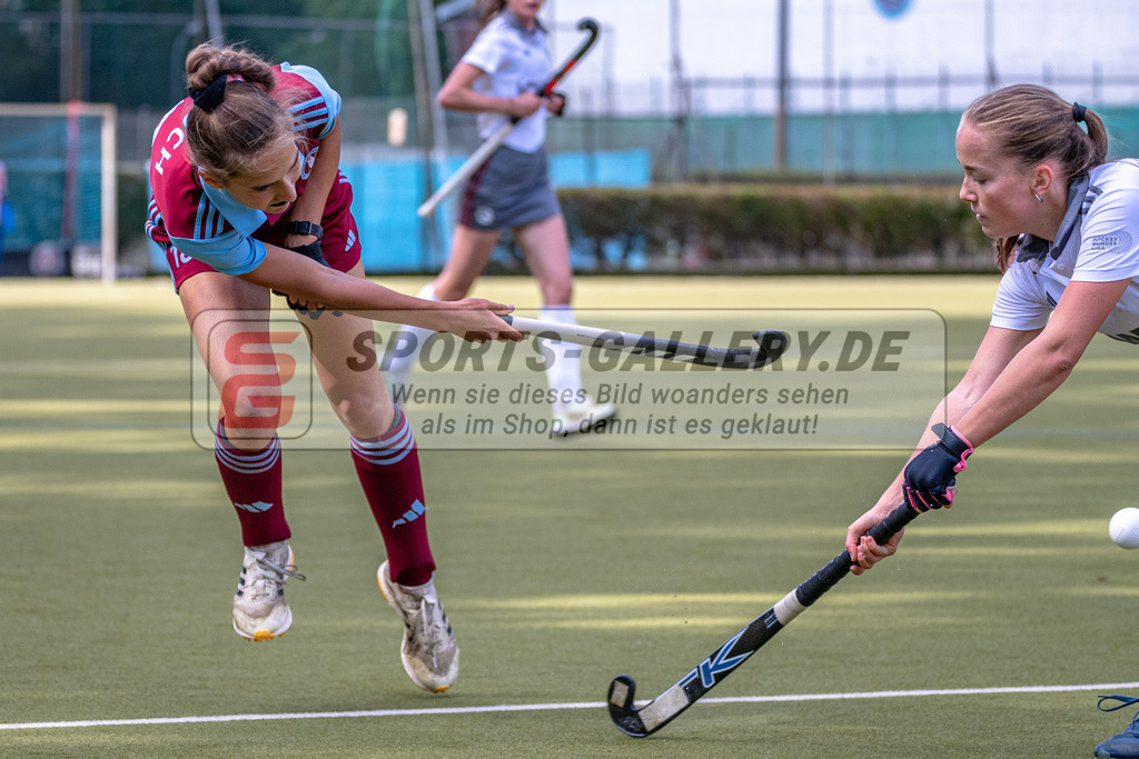 SM_20240915-D5A_2083 | 1.Bundesliga Feldhockey (W) UHC - MSC / 3:0 n.P. (0:0,0:0)