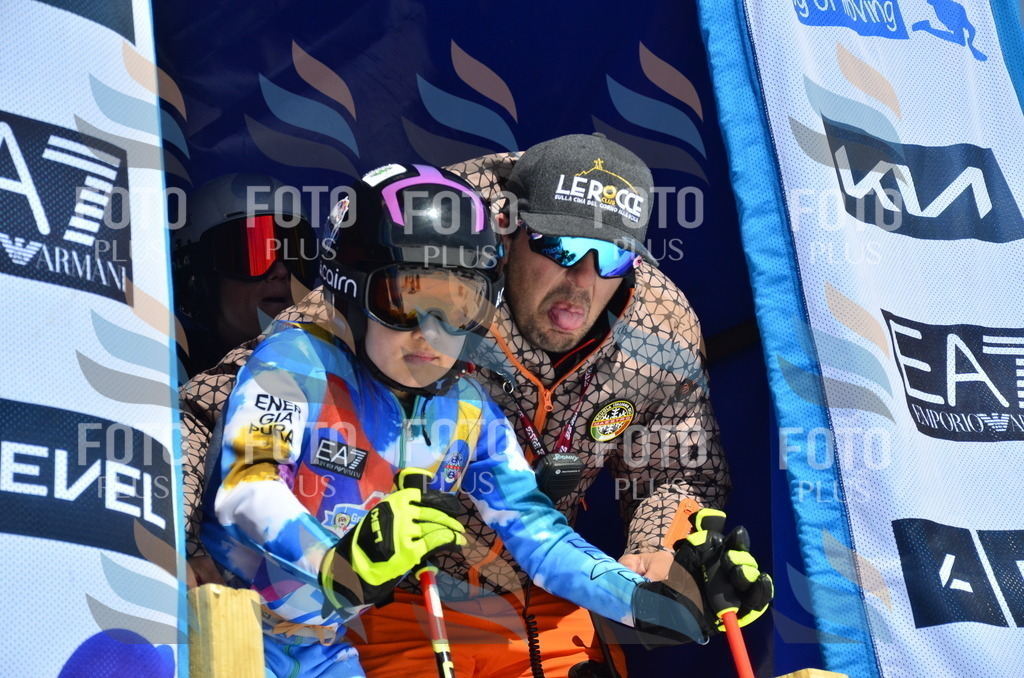 _ELE1184 | holidayphoto