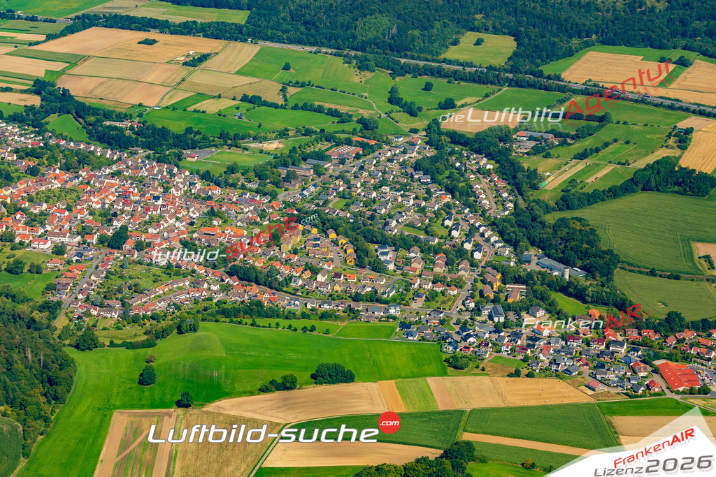 Hoof Schauenburg Bild- Das Luftbild wurde 2025 vom UL-Flugzeug heraus erstellt ( keine Drohne bzw. Drohnenaufnahme ) - Hochauflösende Luftaufnahme -Nicht vergleichbar mit Google Maps oder Satelittenbilder- Die Geschenkidee !Mit Lizenz und Bildrechte bestellbar - CC