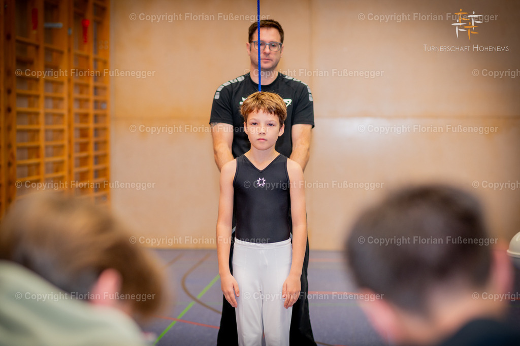 Promo-257 | "Fussifoto.com – Ihr Ansprechpartner für hochwertige Fotografie! Entdecken Sie kreative Bilder und professionelle Dienstleistungen. Kontaktieren Sie uns für Ihre Projekte!"