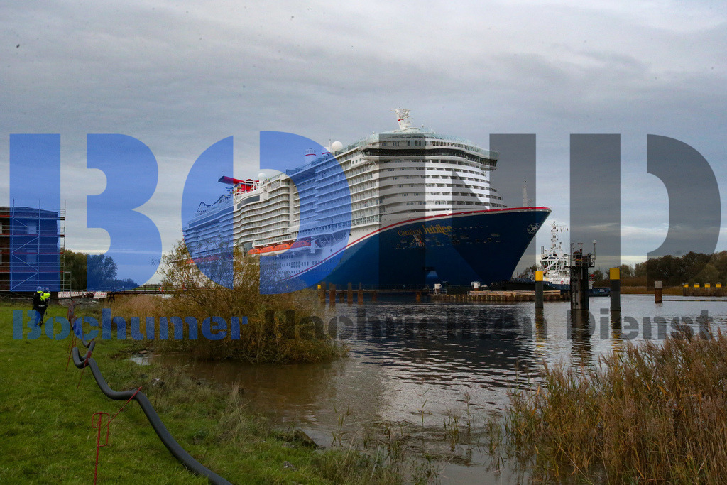  30.10.2023 - 
 | Sebastian Sendlak / Bochumer Nachrichtendienst (BOND) - Ueberfuehrung Carnival Jubilee - Meyer Werft Papenburg - Realisiert mit Pictrs.com