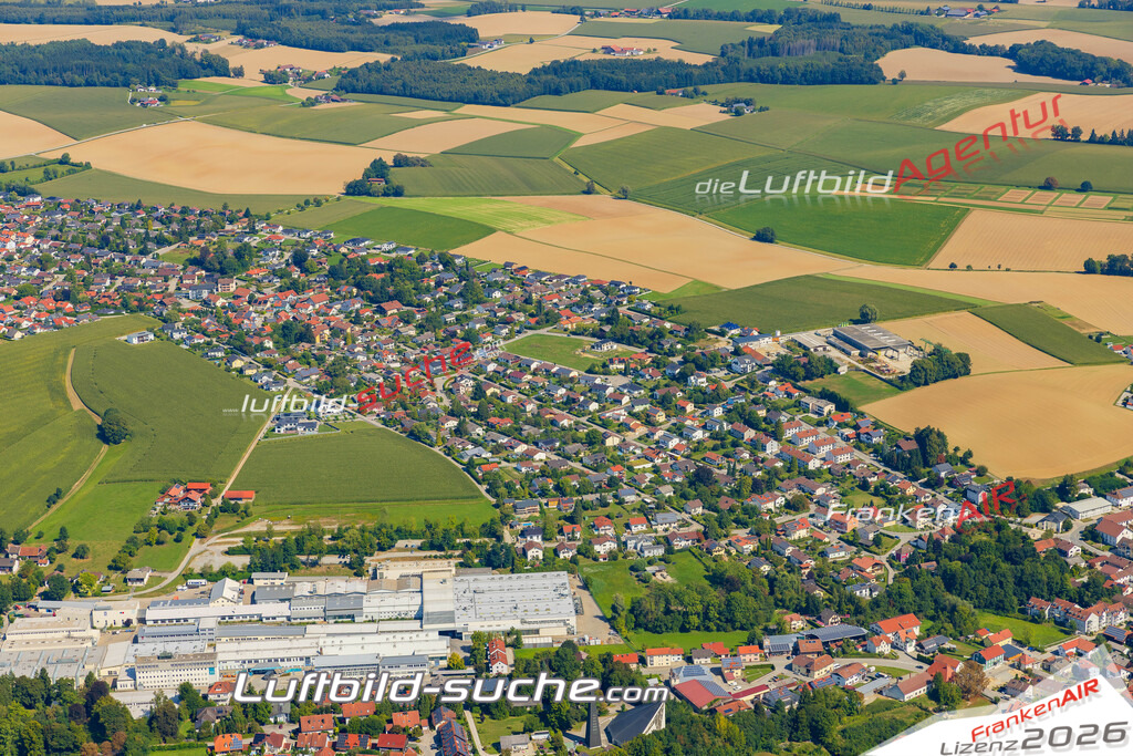 Luftaufnahme von Ruhstorf an der Rott Vs Google Maps- Die Luftaufnahme wurde 2025 vom UL-Flugzeug heraus erstellt ( keine Drohne ) - Hochauflösende Luftaufnahme - für professionelle Ausdrucke geeignet. Die Geschenkidee !Mit Lizenz und Bildrechte bestellbar
