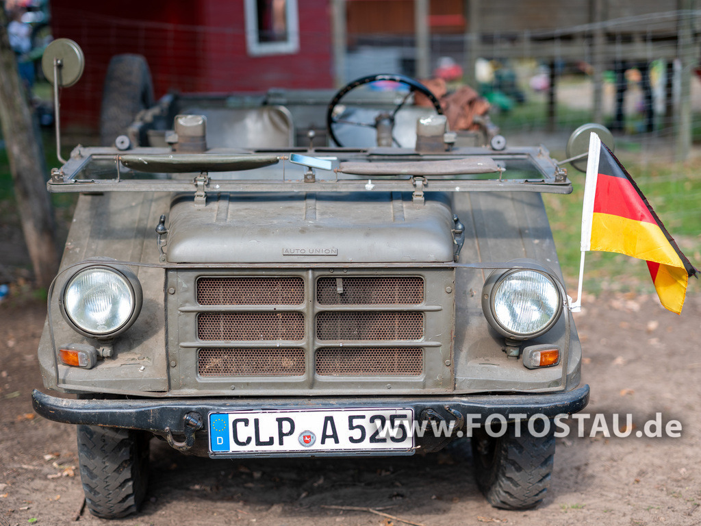 20250928-00113 | Quakenbrück 2025 Oldtimer und Youngtimer Treffen - Realisiert mit Pictrs.com