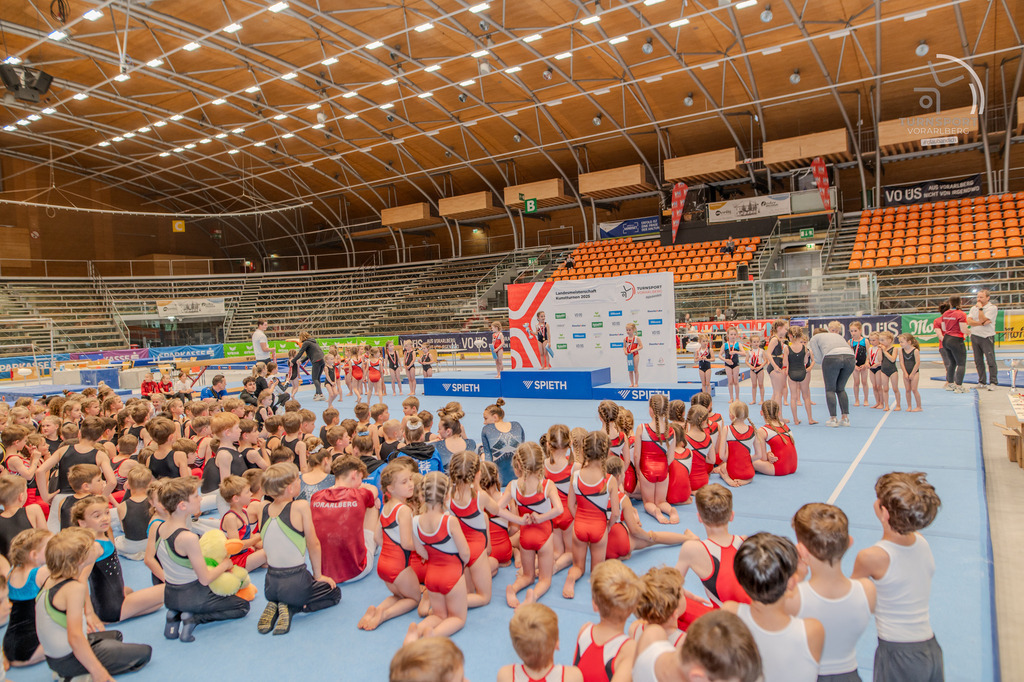 DSC_1601 | "Fussifoto.com – Ihr Ansprechpartner für hochwertige Fotografie! Entdecken Sie kreative Bilder und professionelle Dienstleistungen. Kontaktieren Sie uns für Ihre Projekte!"