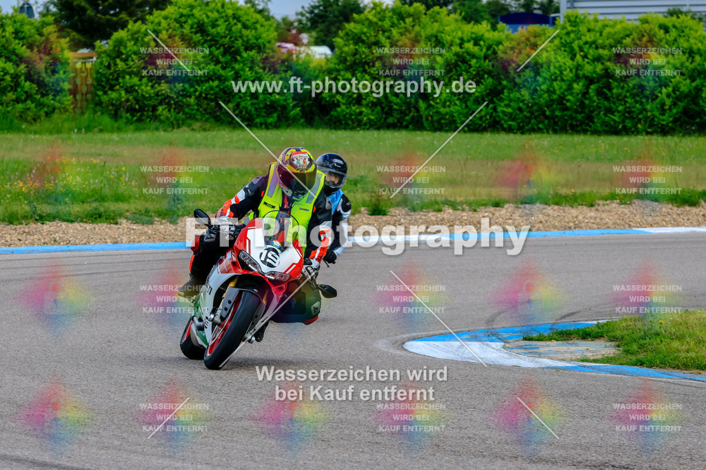 MotoTeam-9104 | Hier findet Ihr Bilder von Touristenfahrten auf der Nürburgring Nordschleife oder von anderen Veranstaltungen die ich besucht habe. Viel Spass beim Durch Schauen 