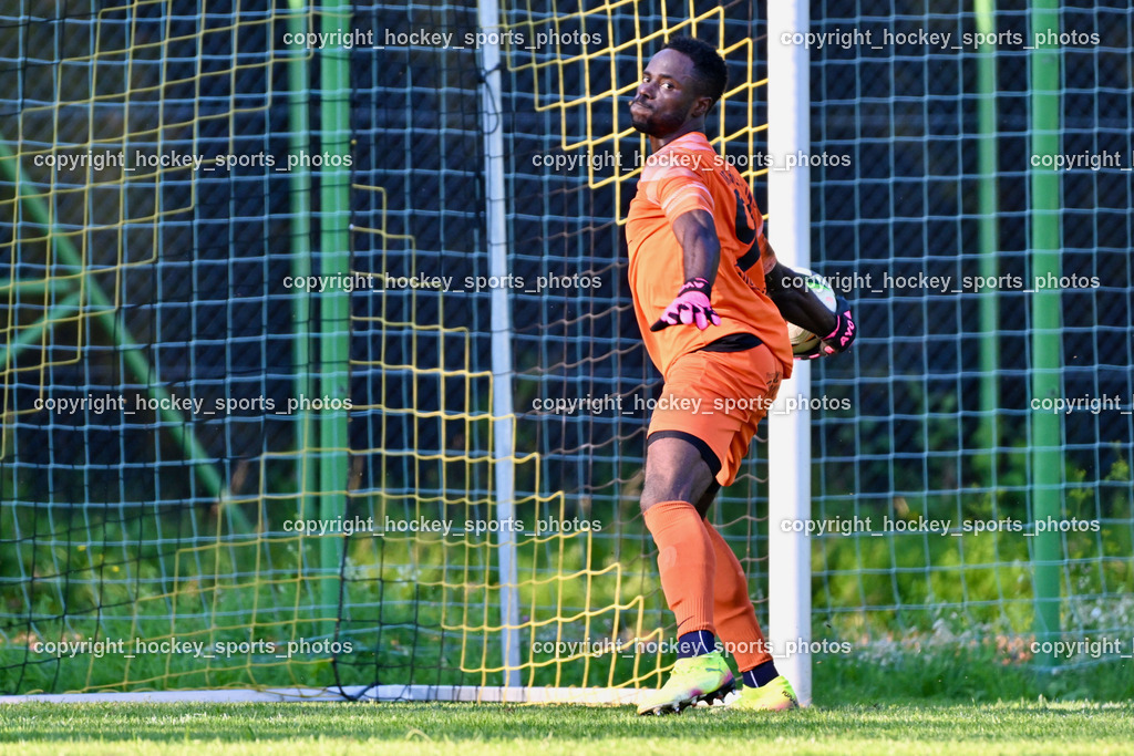 SV Arnoldstein vs. URC Thal Assling | #99 Ayotunde Ezekiel Ikuepamitan Thal Assling, SV Arnoldstein vs. URC Thal Assling, SV Arnoldstein vs. URC Thal Assling am 09.08.2025 in Arnoldstein (Waldparkstadion Arnoldstein), Austria, (Photo by Bernd Stefan)