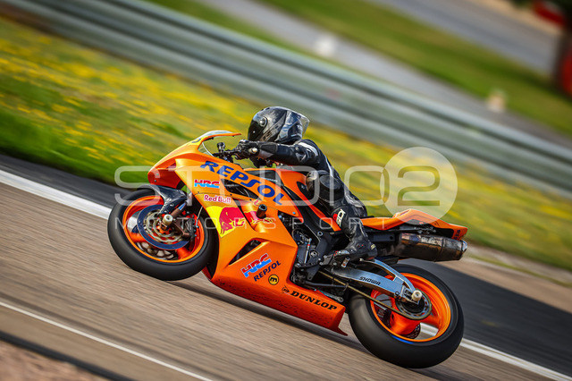 0555-260806SR-006_555 | Deine Full-Service-Agentur für ✔️Videoproduktionen und ✔️Motorsportfotografie Jetzt Angebot anfragen!