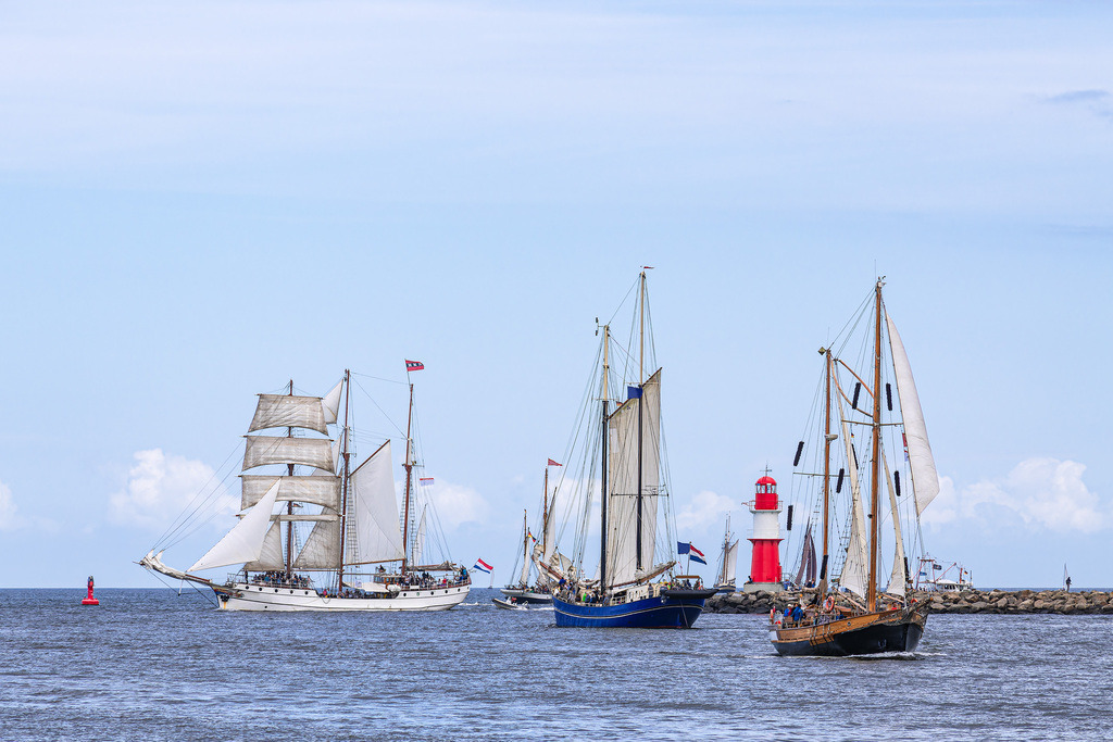 Segelschiffe auf der Ostsee während der Hanse Sail in Rostock | Segelschiffe auf der Ostsee während der Hanse Sail in Rostock.