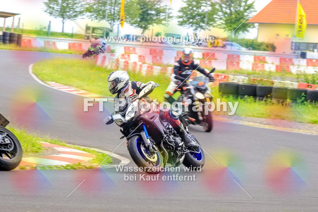 VBK-7776 | Hier findet Ihr Bilder von Touristenfahrten auf der Nürburgring Nordschleife oder von anderen Veranstaltungen die ich besucht habe. Viel Spass beim Durch Schauen 