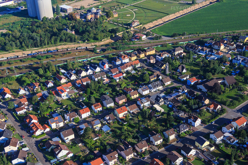 Luftbild: Marienstr in Waghäusel im Bundesland Baden-Württemberg in Deutschland. Foto: IMG_092386.jpg vom 01.08.2016 durch Werner Riehm/FLY-FOTO.de