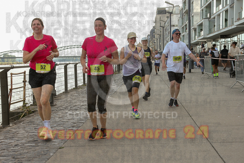 250920_1455_EX1_8228 | Sportfotografie im Rhein-Sieg Kreis, Köln, Bonn, NRW, Rheinland Pfalz, Hessen, etc. Unser Tätigkeitsfeld umfasst den Laufsport vom Volkslauf über den Marathon, Duathlon, Triathon bis zum Ultralauf wie Kölnpfad Ultra oder Schindertrail.