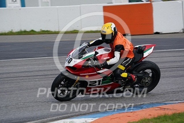 2023_05_01_PBK_24130 | Sportfotografie; SlowMotion; Video; Rennstrecke; Hafeneger; Speer; Racing; RSE; BMW; CBO; Trackday; Motorsportarena; Hockenheimring; Brno; Most; Barcelona; Valencia