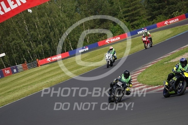 2024_05_24_PBK_12878 | Sportfotografie; SlowMotion; Video; Rennstrecke; Hafeneger; Speer; Racing; RSE; BMW; CBO; Trackday; Motorsportarena; Hockenheimring; Brno; Most; Barcelona; Valencia