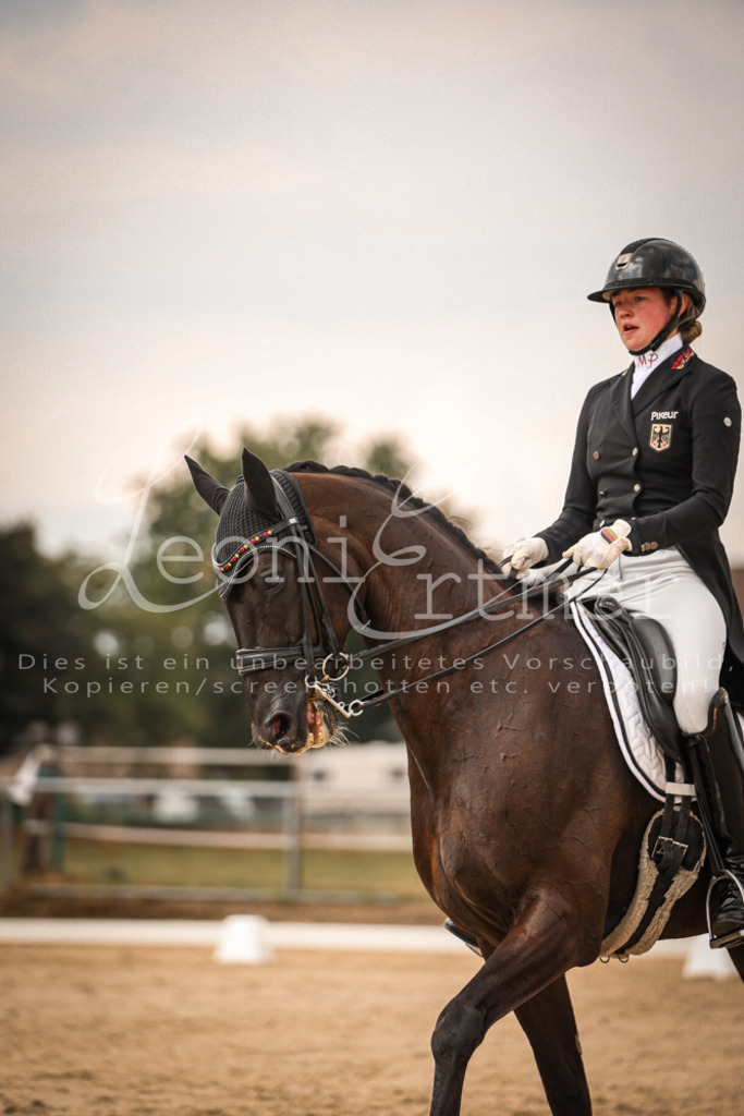 19.FrDrS00370 | Leoni Ertmer Photography - Realisiert mit Pictrs.com