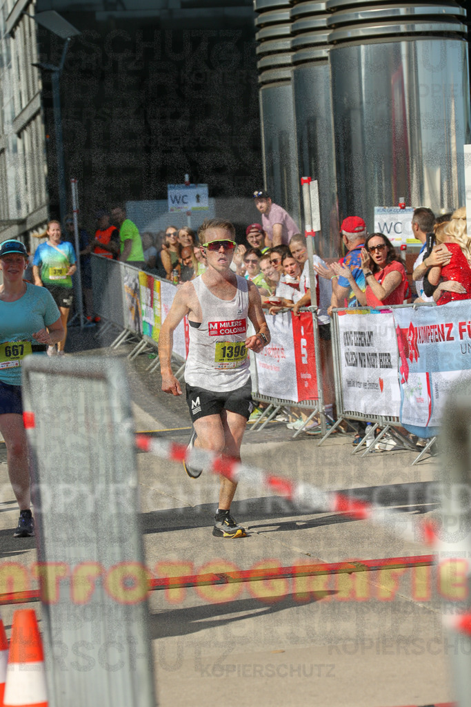 240921_1505_EX1_4359 | Sportfotografie im Rhein-Sieg Kreis, Köln, Bonn, NRW, Rheinland Pfalz, Hessen, etc. Unser Tätigkeitsfeld umfasst den Laufsport vom Volkslauf über den Marathon, Duathlon, Triathon bis zum Ultralauf wie Kölnpfad Ultra oder Schindertrail.