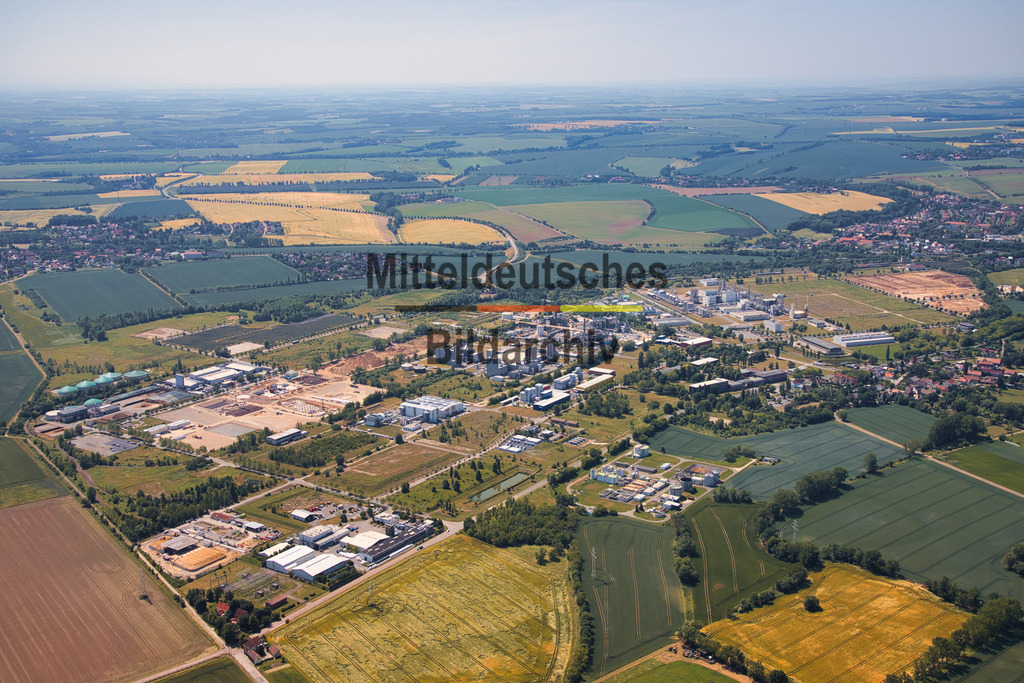 61_Elsteraue_IMG_Bitterfeld_7104 | Die schönsten Luftbilder von Sachen-Anhalt & Mitteldeutschland als Bilddatenbank zur kommerziellen Nutzung. Nutzen Sie unsere Erfahrung seit 2005 in der Luftbildfotografie. - Realisiert mit Pictrs.com