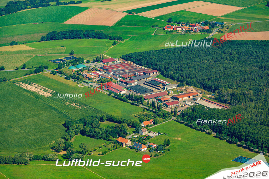 Luftaufnahme Lindigshof Dermbach - Die Luftaufnahme wurde 2025 vom UL-Flugzeug heraus erstellt ( ohne Drohne ) - Hochauflösende Luftaufnahme - für professionelle Ausdrucke geeignet. Die Geschenkidee !Mit Lizenz und Bildrechte bestellbar