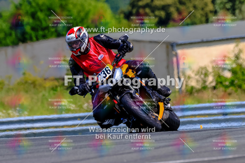 _TCM5261 | Hier findet Ihr Bilder von Touristenfahrten auf der Nürburgring Nordschleife oder von anderen Veranstaltungen die ich besucht habe. Viel Spass beim Durch Schauen 