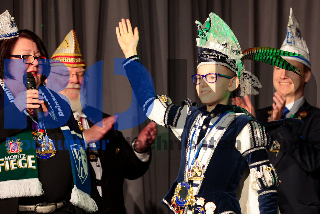 SES_GROKABO20250202-37 | bond - Realisiert mit Pictrs.com