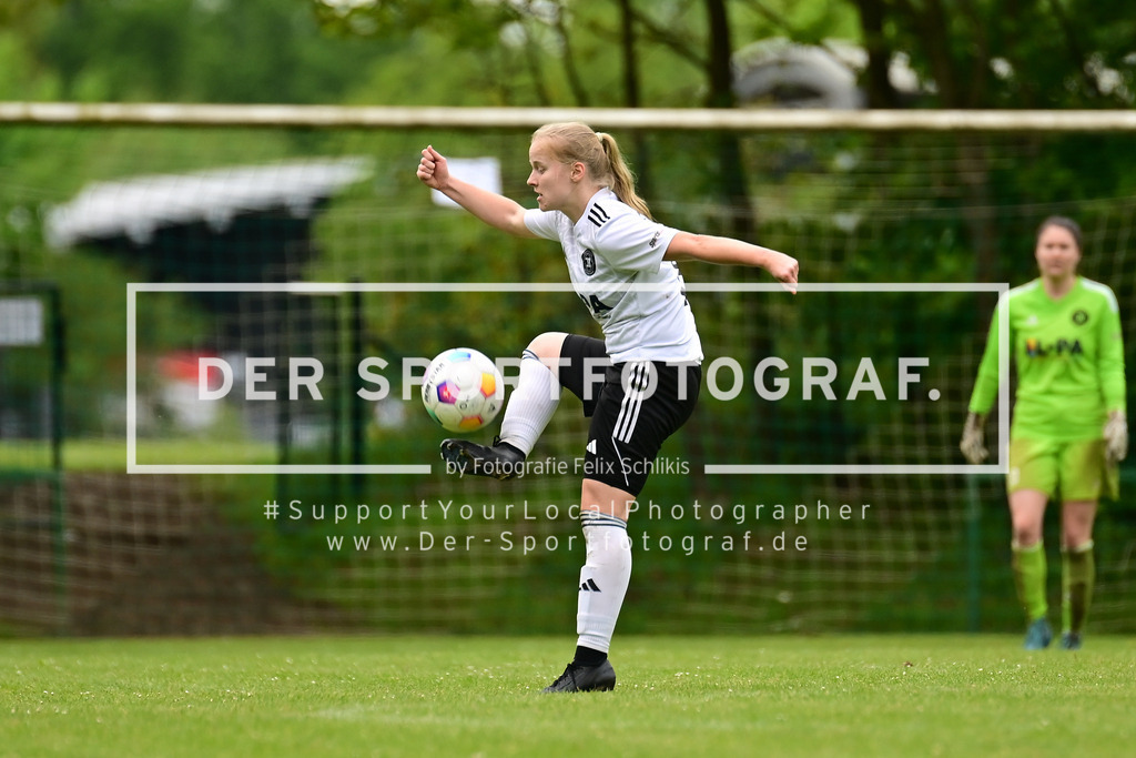 Fußball I Frauen I Saison 2025-2026 I Niedersachsen-Pokal I Halbfinale I FC Jesteburg-Bendestorf - SV TiMoNo I 191155 | Der Sportfotograf. - Realisiert mit Pictrs.com