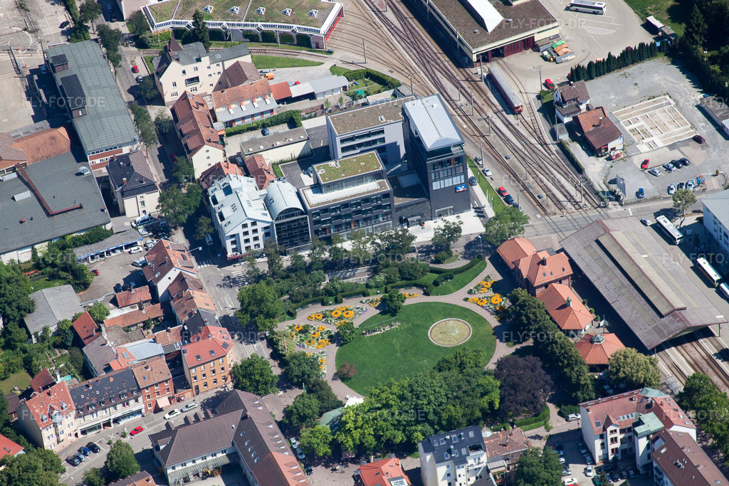 Luftbild: Stadtbahnhof in Ettlingen im Bundesland Baden-Württemberg in Deutschland. Foto: IMG_42042.jpg vom 27.06.2011 durch Werner Riehm/FLY-FOTO.de
