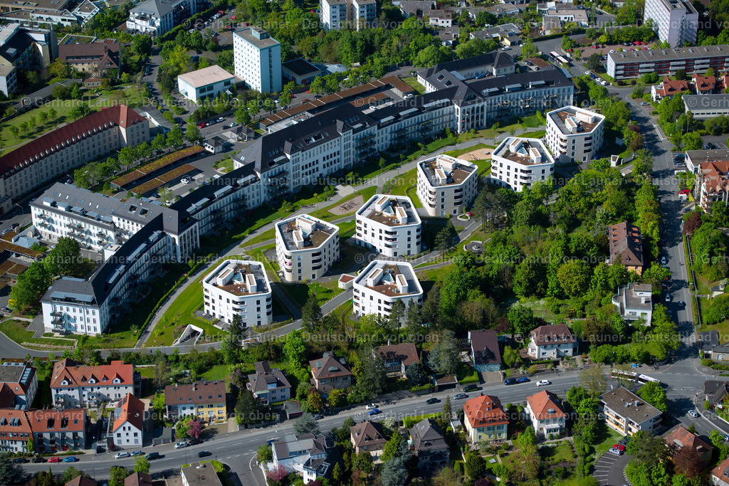 3701212 | Wohnanlage Mönchberg Park, Würzburg, Firmengruppe Riedel BauSilbersteinstraße 497424 SchweinfurtTelefon 09721 676-0Telefax 09721 676-110Email: info@riedelbau.de