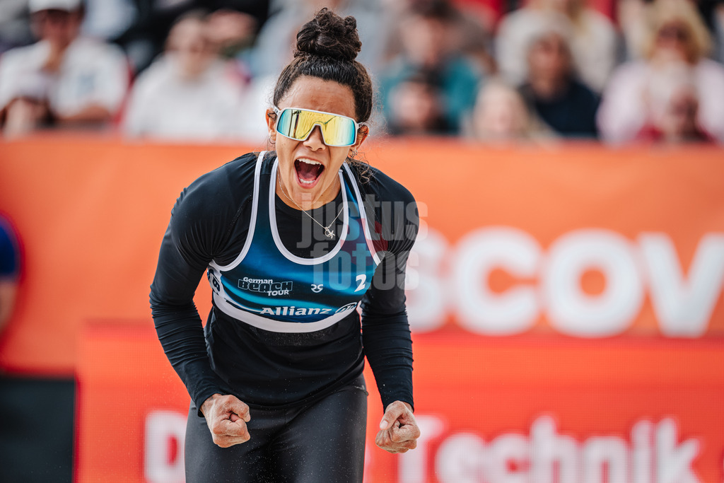 Beachvolleyball | Frauen | German Beach Tour 2024 | Tourstop Bremen | 09.06.2024 | Thainara Mylena Feitosa de Oliveira jubelt