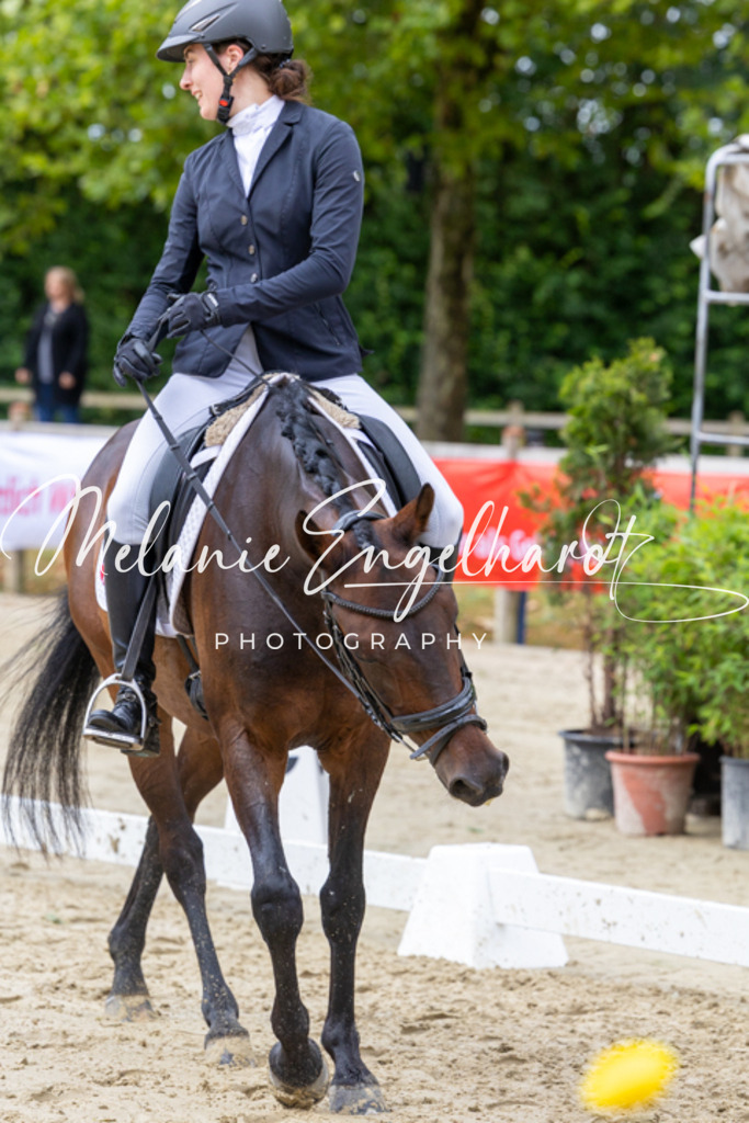 7I8A3871 | melanie-engelhardt-photography - Realisiert mit Pictrs.com
