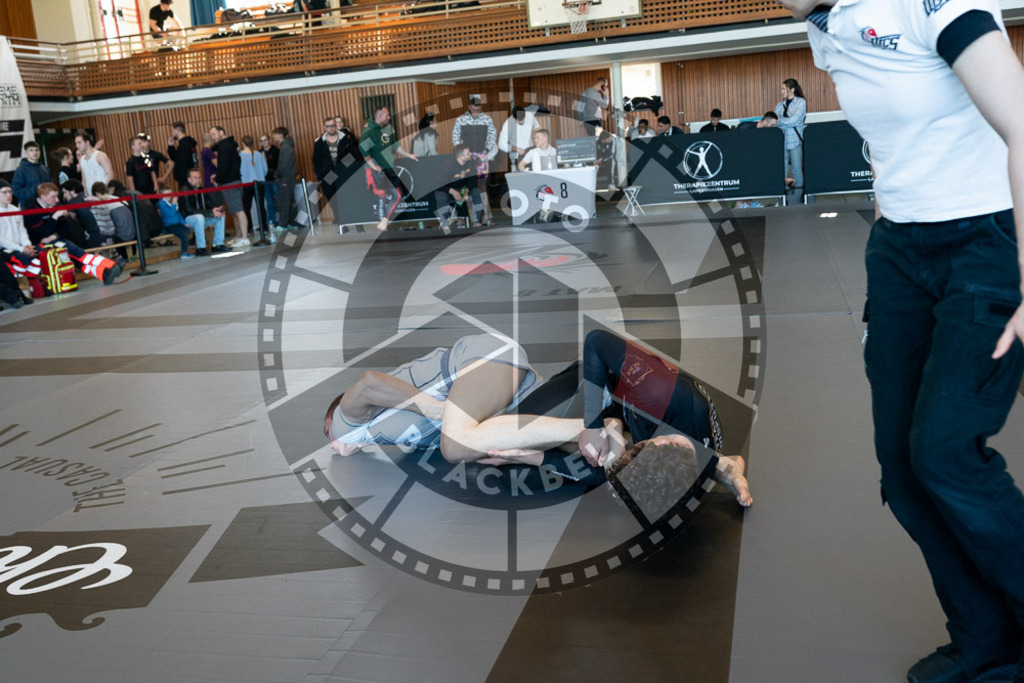 20250329PBB4176 | Fighters compete during the International Luta Livre (ILLCS) Germany IX Spring 2025 Competition spring on March 29, 2025 in Hannover, Germany.© Chiara Dazi