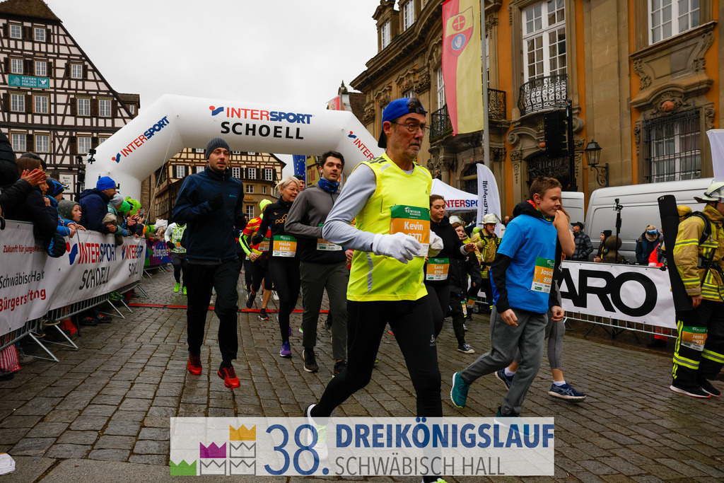 5km Roewisch Wohnbau Cup | 3 Koenigslauf 2024 5km Roewisch Wohnbau Cup - Realisiert mit Pictrs.com