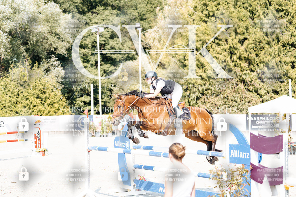 CK902388 | Turnierfotografie Pferdefotografie Trier Rheinland-Pfalz Pferdesport Reitsport Tierfotografie Sportfotografie Pferdevideo Pferdevideografie Equestrianvideography equestrianphotography  - Realisiert mit Pictrs.com