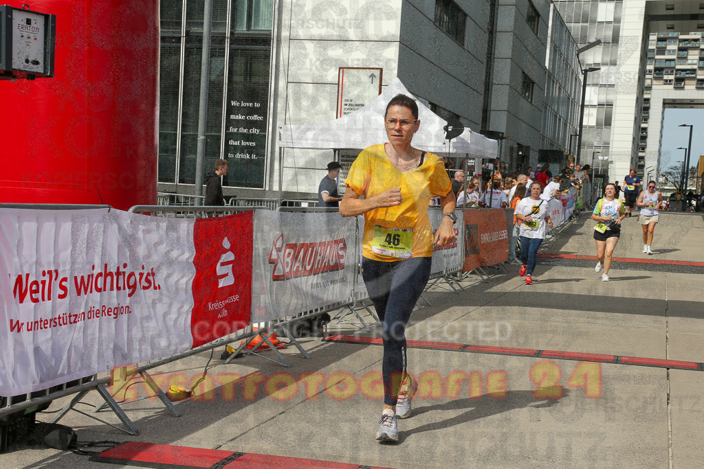 250920_1344_EX1_6452 | Sportfotografie im Rhein-Sieg Kreis, Köln, Bonn, NRW, Rheinland Pfalz, Hessen, etc. Unser Tätigkeitsfeld umfasst den Laufsport vom Volkslauf über den Marathon, Duathlon, Triathon bis zum Ultralauf wie Kölnpfad Ultra oder Schindertrail.