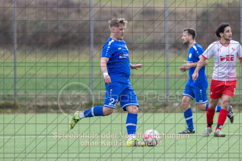 20250323_132258_0067 | #,VfR Süßen II (blau) vs. FTSV Bad Ditzenbach-Gosbach II (weiß/rot), Fussball, Kreisliga B10 - Bezirk Neckar/Fils, 19. Spieltag, Saison 2024/2025, Kunstrasensportplatz, An der Lauter 10, 73079 Süßen, 23.03.2025 - 13:00 Uhr,Foto: PhotoPeet-Sportfotografie/Peter Harich