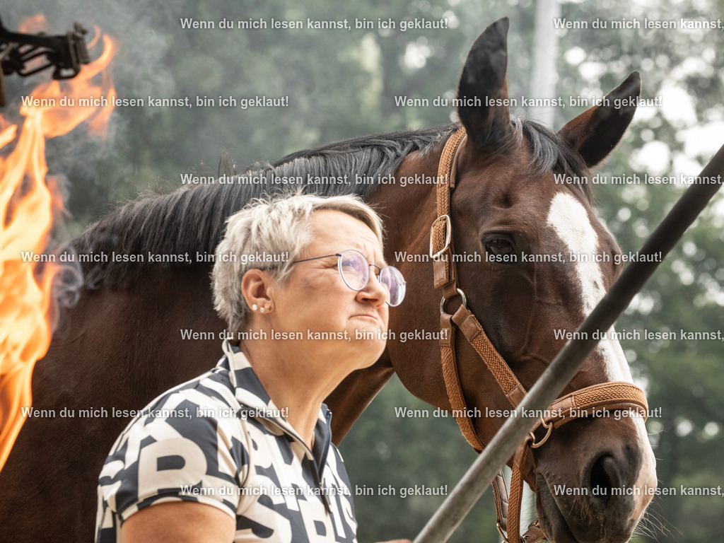 598A8081 | photographylinaismer - Realisiert mit Pictrs.com