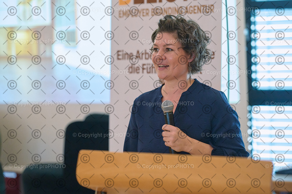 303_202509_EmployerBranding_NZ6_0246 | proPHOTO - Realisiert mit Pictrs.com