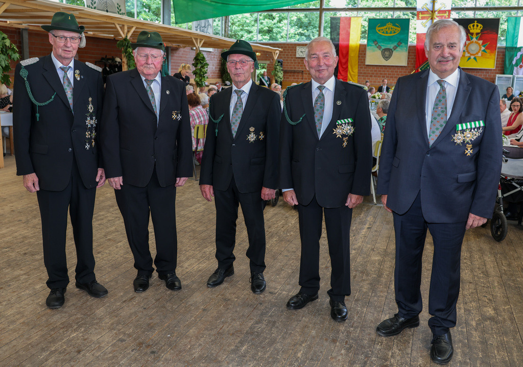 top-top.de-250704-060 | Foto, Video, Fotografie, Videografie, Fotobox, DJ, Discjockey, Musik, Musikbox, Veranstaltung, Photobooth, Amazon, Ebay, Buchtipp, Bestseller, Autor, Verlag, Buch, Wesel, Hamminkeln, NRW, Dinslaken, Rees, Drohne, Hochzeit, Party, Fotobox, Wesel, Fotograf