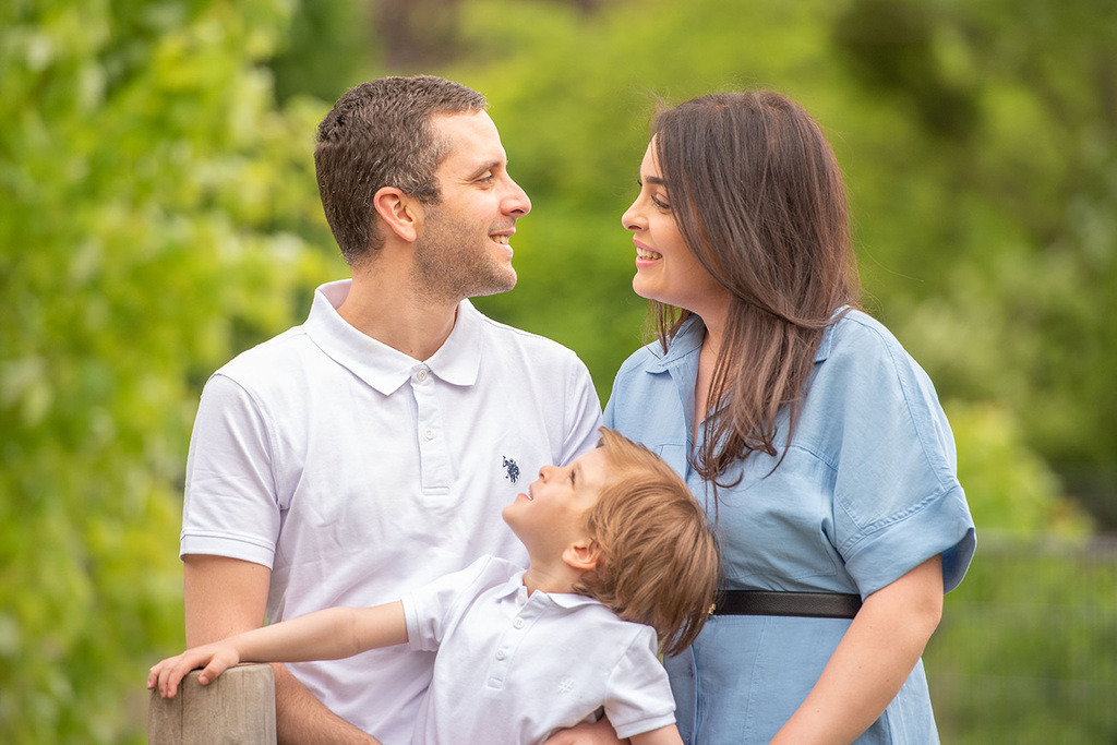 Galerie-Familie (21) | Mein Name ist Arkadius. Ich fotografiere Ihre Hochzeit in Frankfurt und im Umkreis von 200 km. Als Fotograf bin ich noch bekannt im Bereich Business- und Modefotografie.