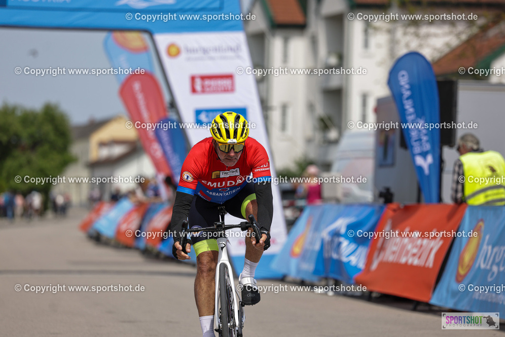 VJ__9451 | Neusiedlersee Radmarathon 2026@sportshot_your_pictrs #yourpictures#roadtowm2029 #nrm #neusiedlerseeradmarathon #neusiedlersee #neusiedlerseetourismus #burgenland #mörbisch #nrm26 #burgenlandtourismus #voglundco #poweredbyburgenlandtourismus #radsport #rad #marathon #ucigranfondo #visitburgenland #ucigranfondoworldseries
