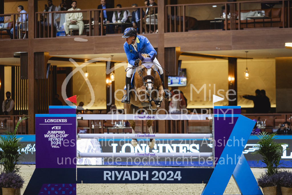 240417_Riyadh_Jumping-429 | Deine schönsten Turniermomente als professionelle Fotos! Entdecke hochwertige Pferdesport-Fotografie im Online-Shop. Jetzt Fotos finden & bestellen!
