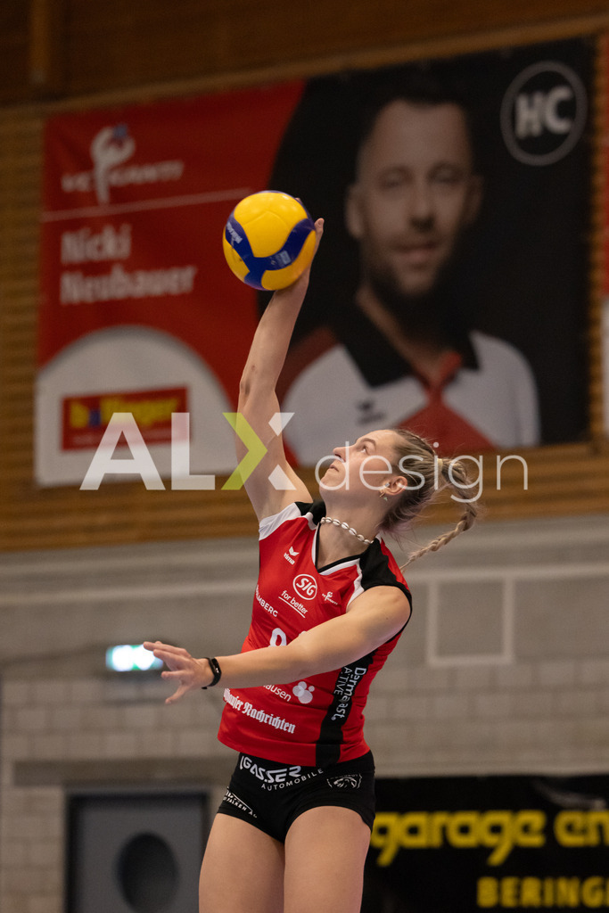 Volleyball I Frauen I Saison 2025-2026 I Volleyball NLA | Women I 1/2 Finals I  VC Kanti Schaffhausen - Sm'Aesch Pfeffingen I 18.03.2026 | 8 Lina-Marie Lieb (DE) (VC Kanti Schaffhausen) – Aussen - Realisiert mit Pictrs.com