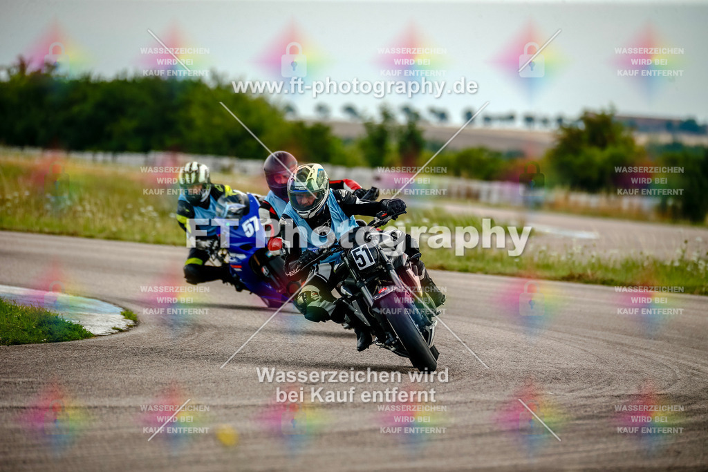 Chambley Juli-2502 | Hier findet Ihr Bilder von Touristenfahrten auf der Nürburgring Nordschleife oder von anderen Veranstaltungen die ich besucht habe. Viel Spass beim Durch Schauen 